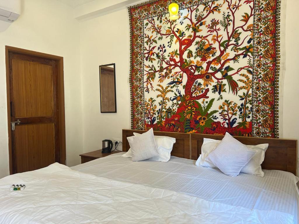 Hotel Pushkar Golden Haveli ภายนอก รูปภาพ